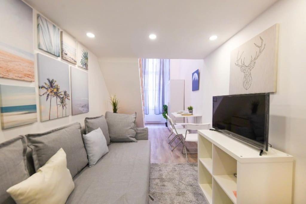Apartamento 1 Bedroom Flat In Nyar Str., Downtown Budapeste